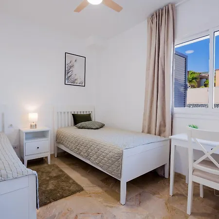 Modern Cozy And Peaceful Oasis Пуэрто-де-Сантьяго
