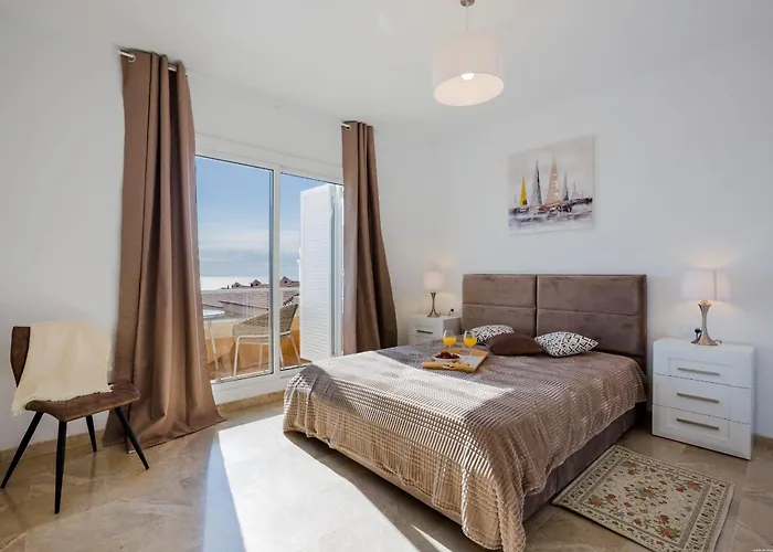 Modern Cozy And Peaceful Oasis